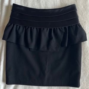 MICHAEL Michael Koss Black Peplum Style Skirt Sz 4